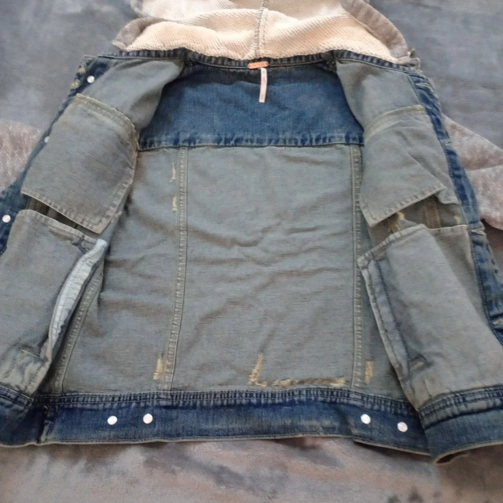 Free People Denim Jacket Women's Small Hooded Trucker Knit Hybrid Distressed - Picture 9 of 16